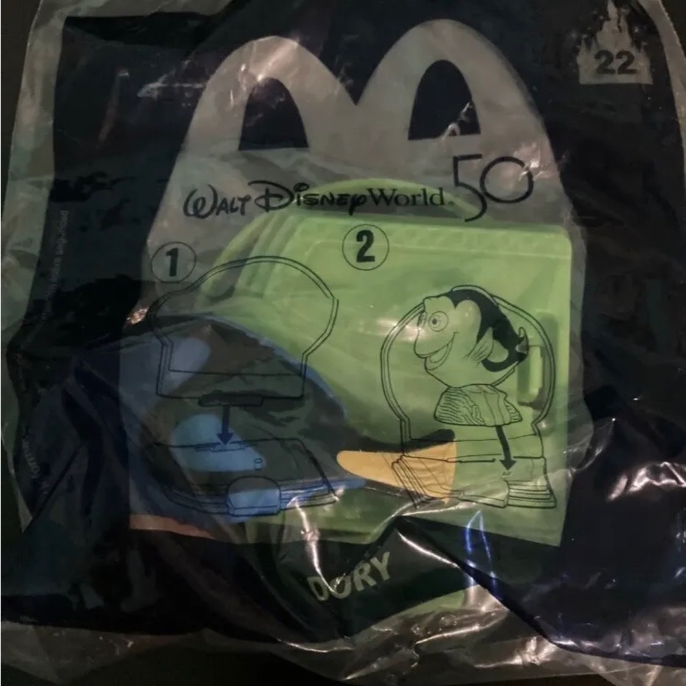 2021 McDONALD'S WALT DISNEY WORLD 50th ANNIVERSARY HAPPY MEAL TOY #22 Dory